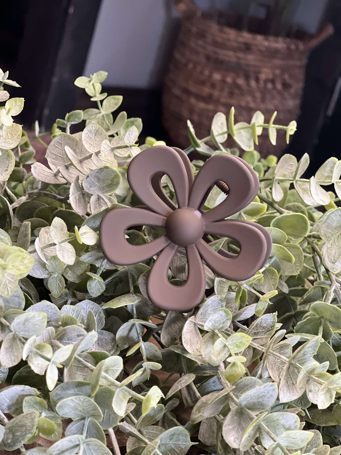 The Open Flower Clip