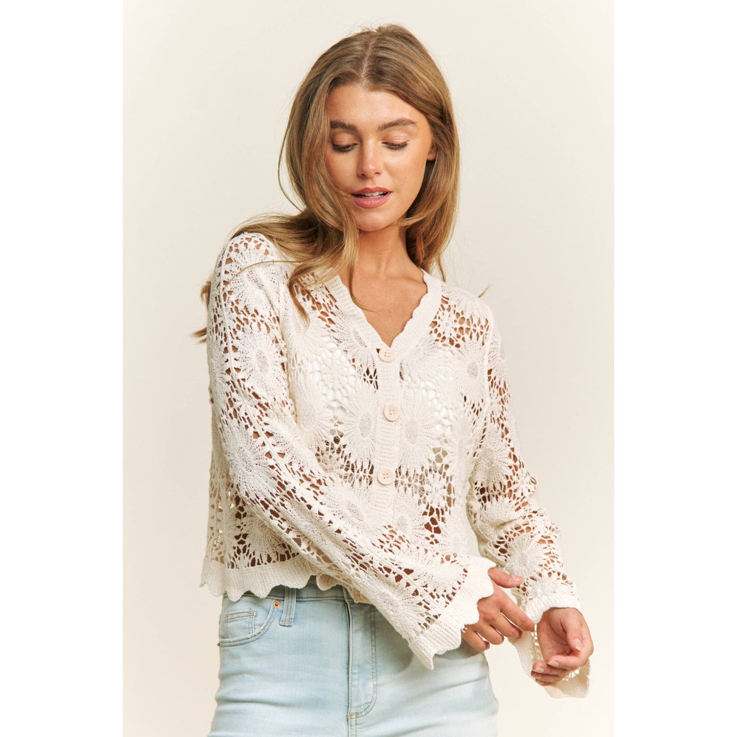 SCALLOP LACE FLORAL CROCHET BUTTON DOWN TOP