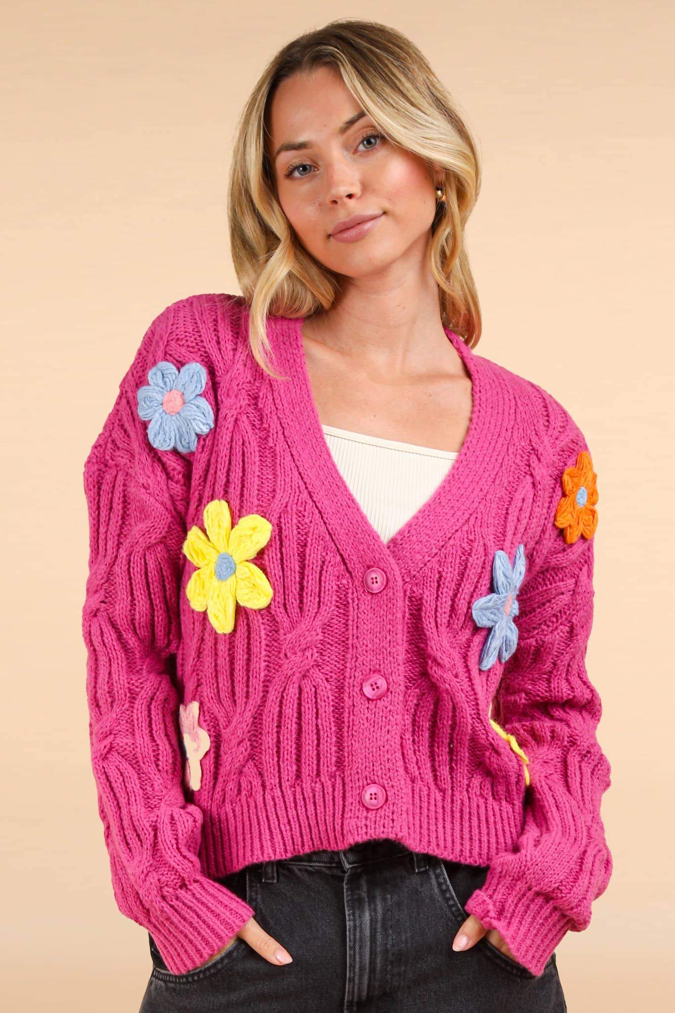 Curvy Hand-Made Flower Applique Knit Cardigan