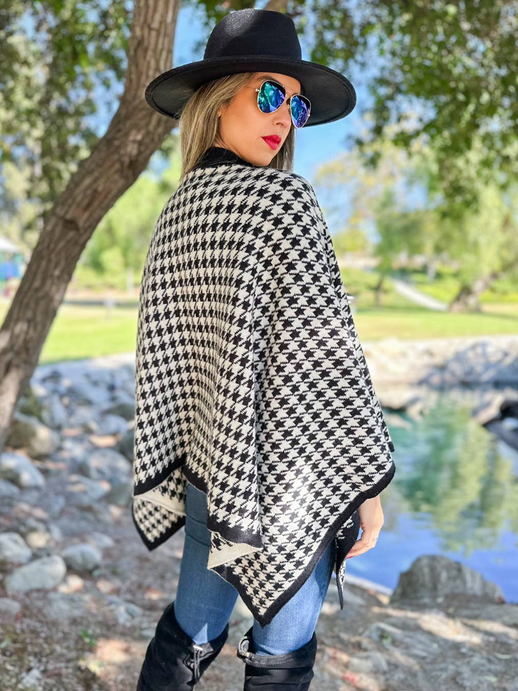 Checked & Chic Houndstooth Knit Poncho