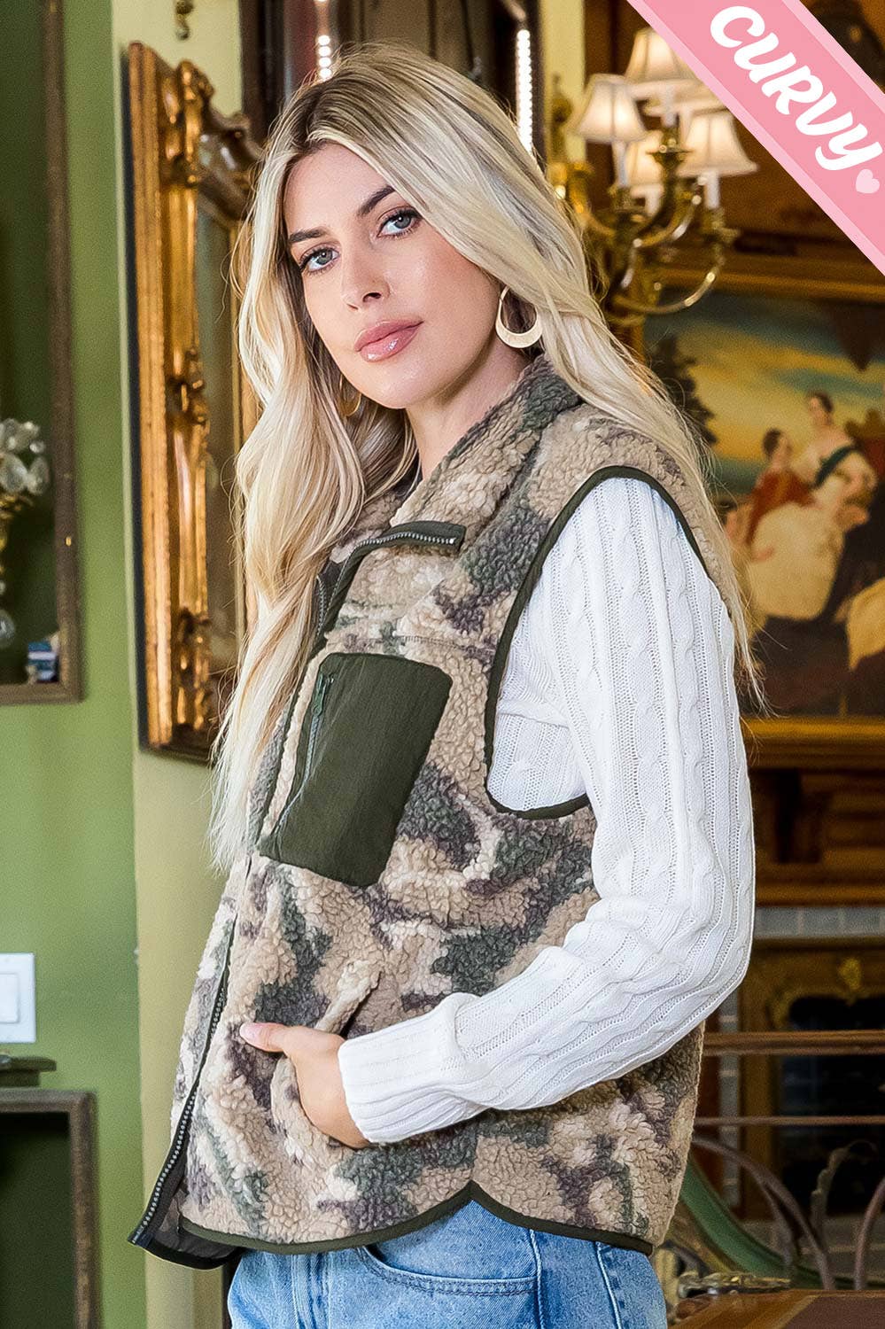 PLUS CAMO SHERPA VEST