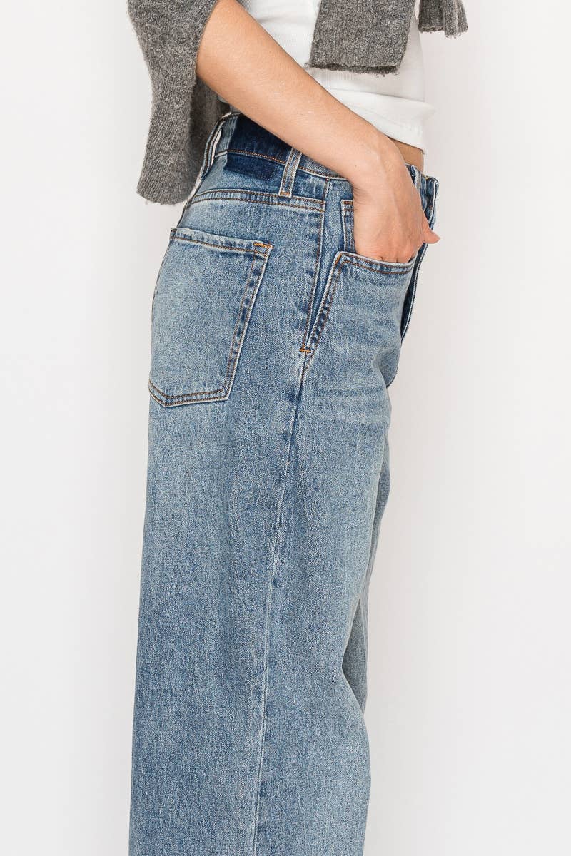 Artemis Vintage Slim Ultra High Rise 90's Straight Jeans