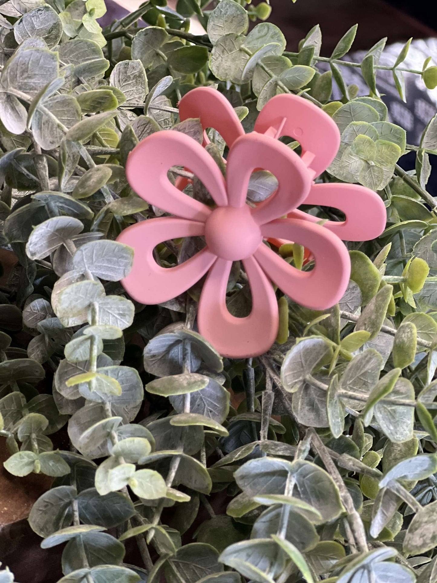 The Open Flower Clip
