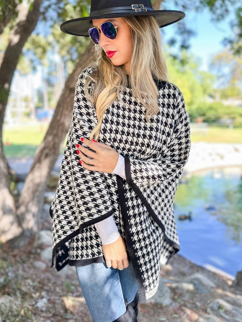Checked & Chic Houndstooth Knit Poncho