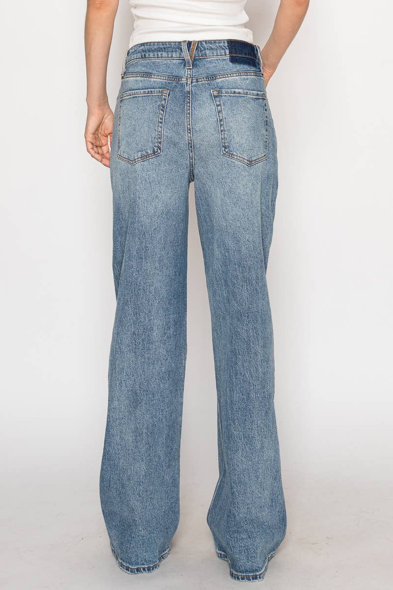 Artemis Vintage Slim Ultra High Rise 90's Straight Jeans