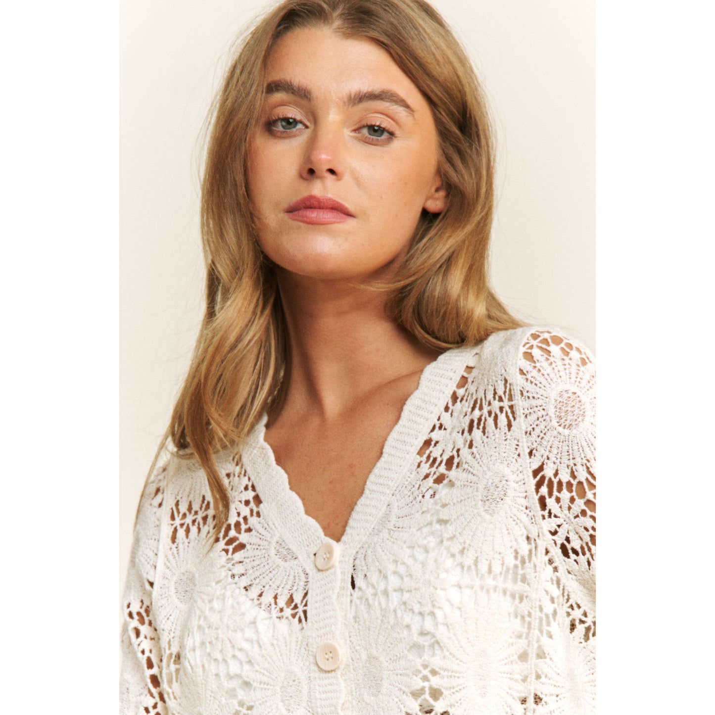 SCALLOP LACE FLORAL CROCHET BUTTON DOWN TOP