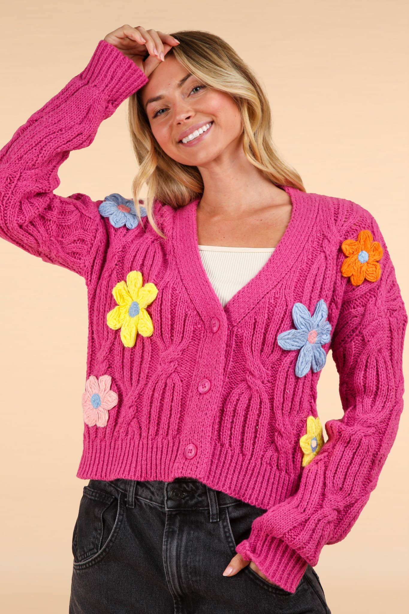Curvy Hand-Made Flower Applique Knit Cardigan