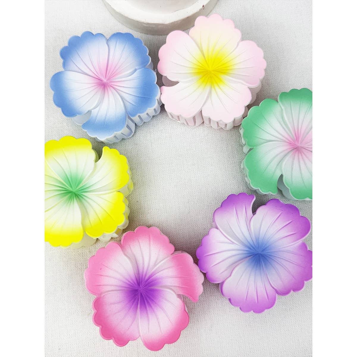 Hibiscus Inspired Flower Design Hair Claw