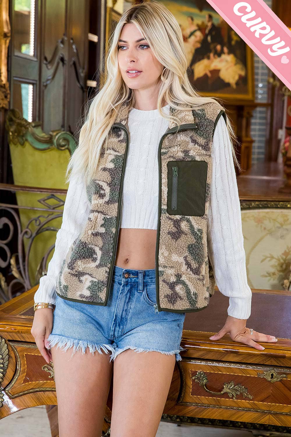 PLUS CAMO SHERPA VEST
