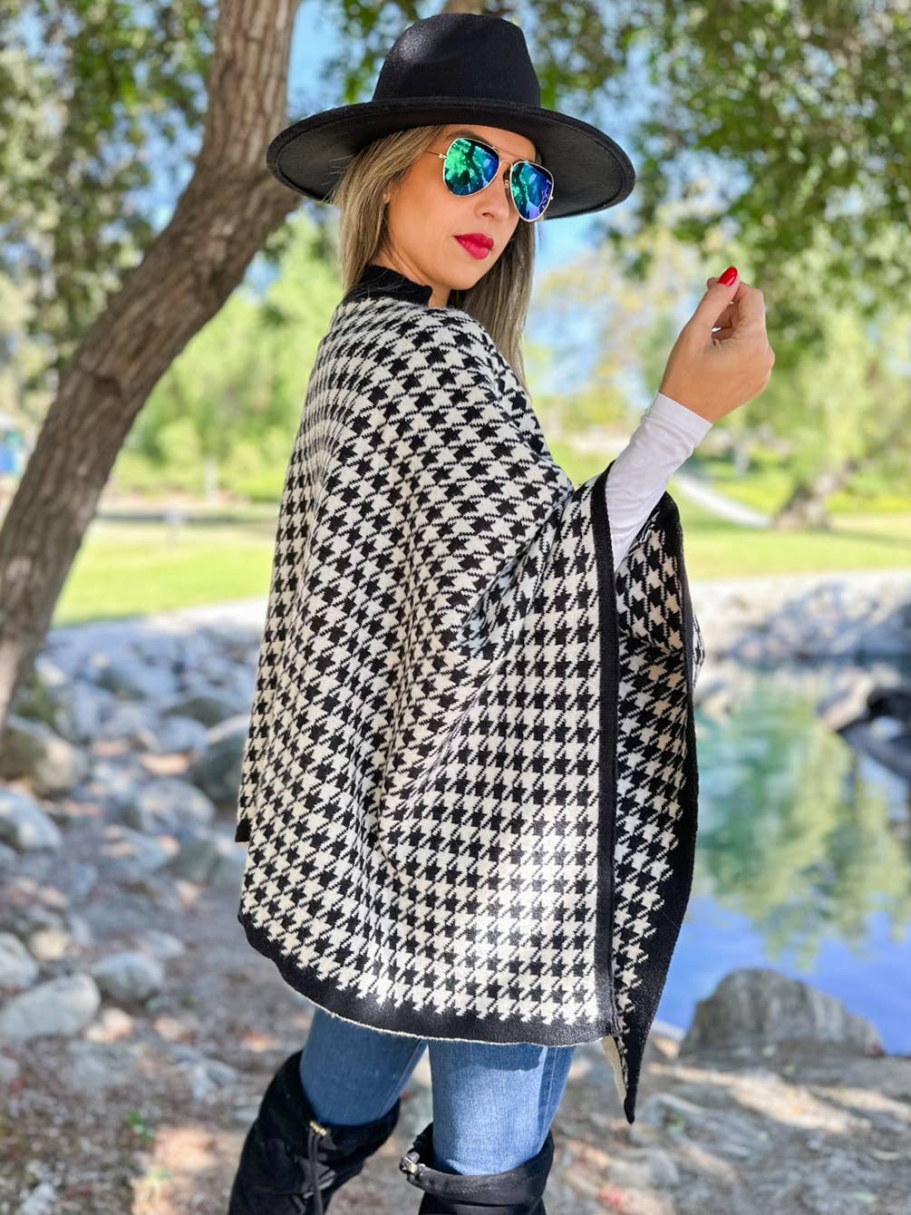 Checked & Chic Houndstooth Knit Poncho