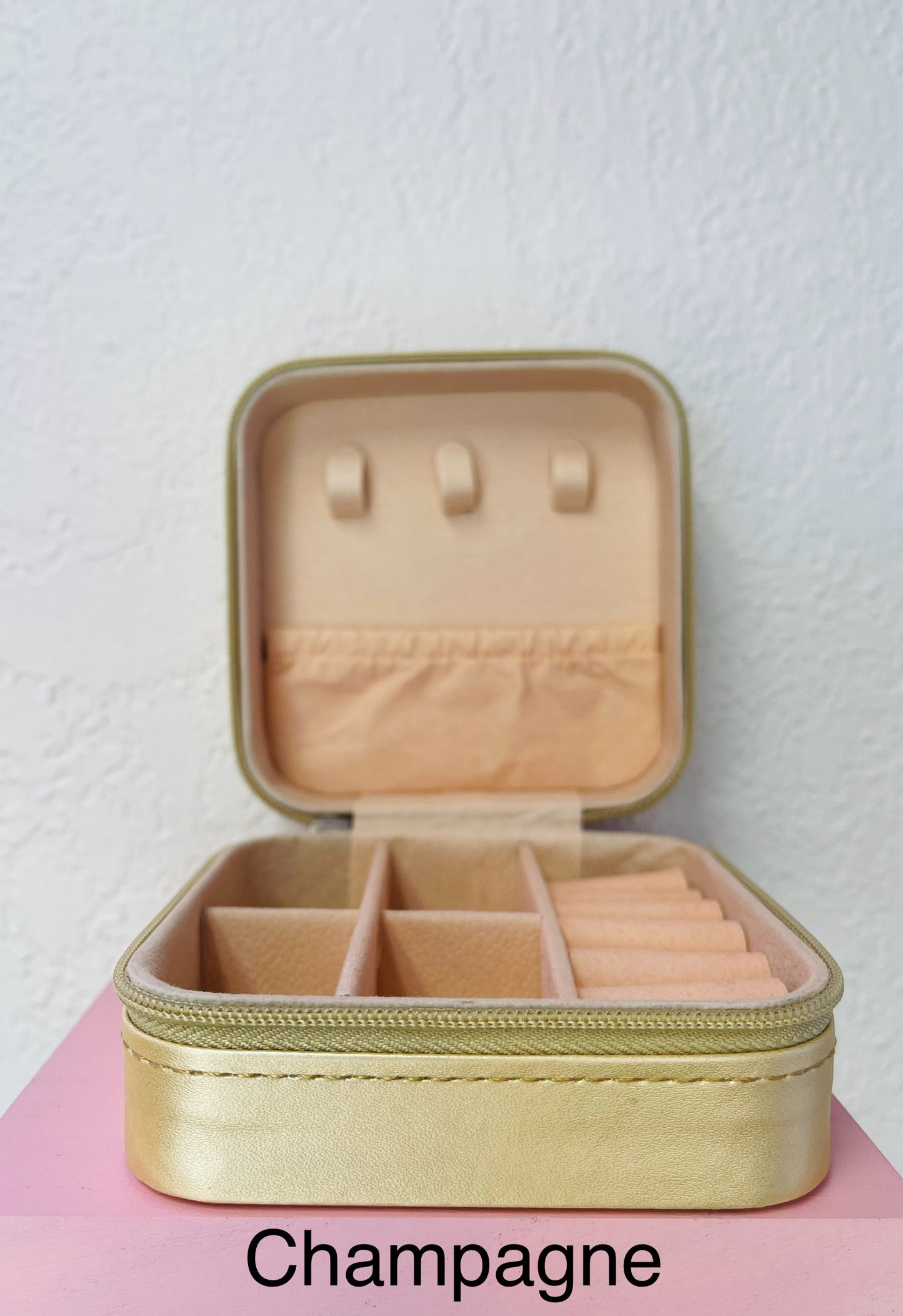 Chic Travel Jewelry Box