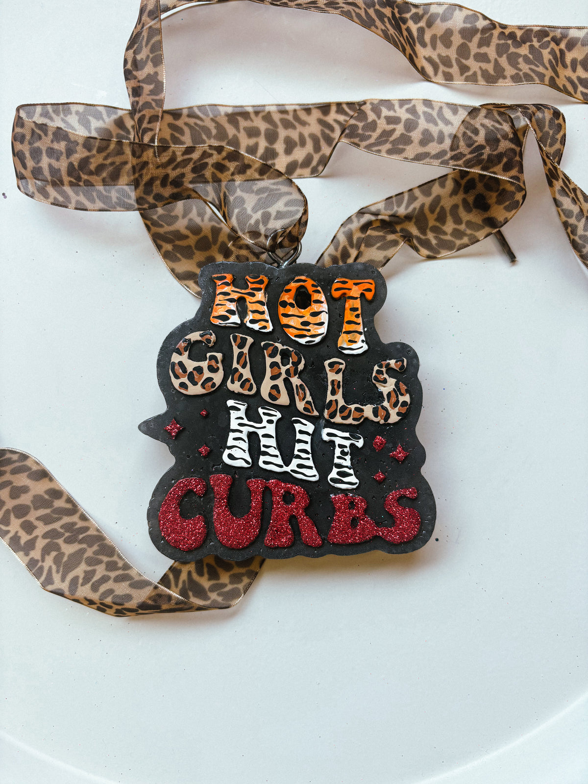 Hot Girls - Girly Pop