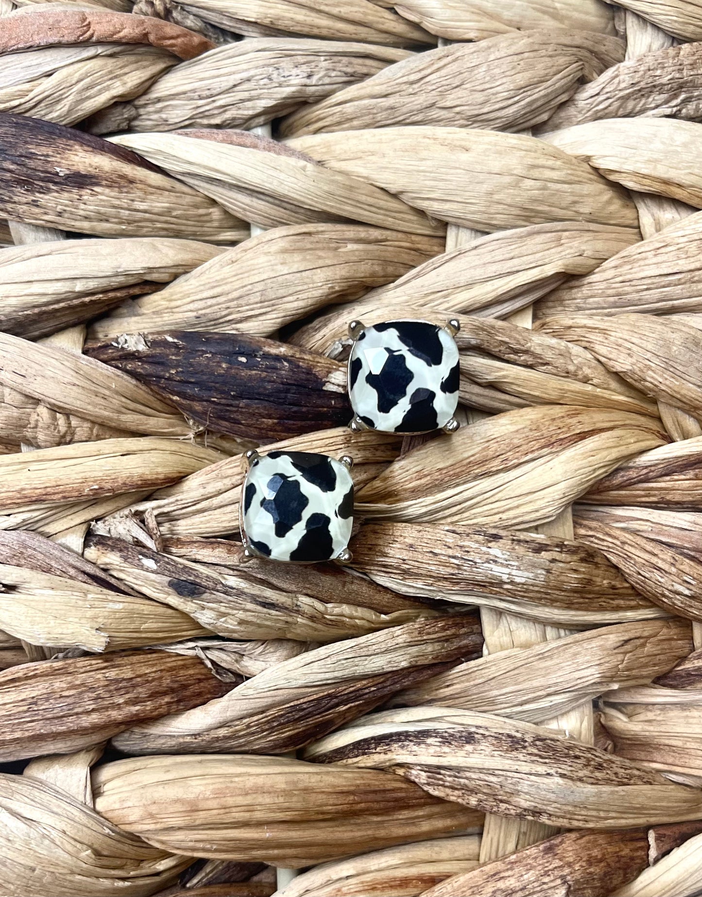 Camel Stud Earring