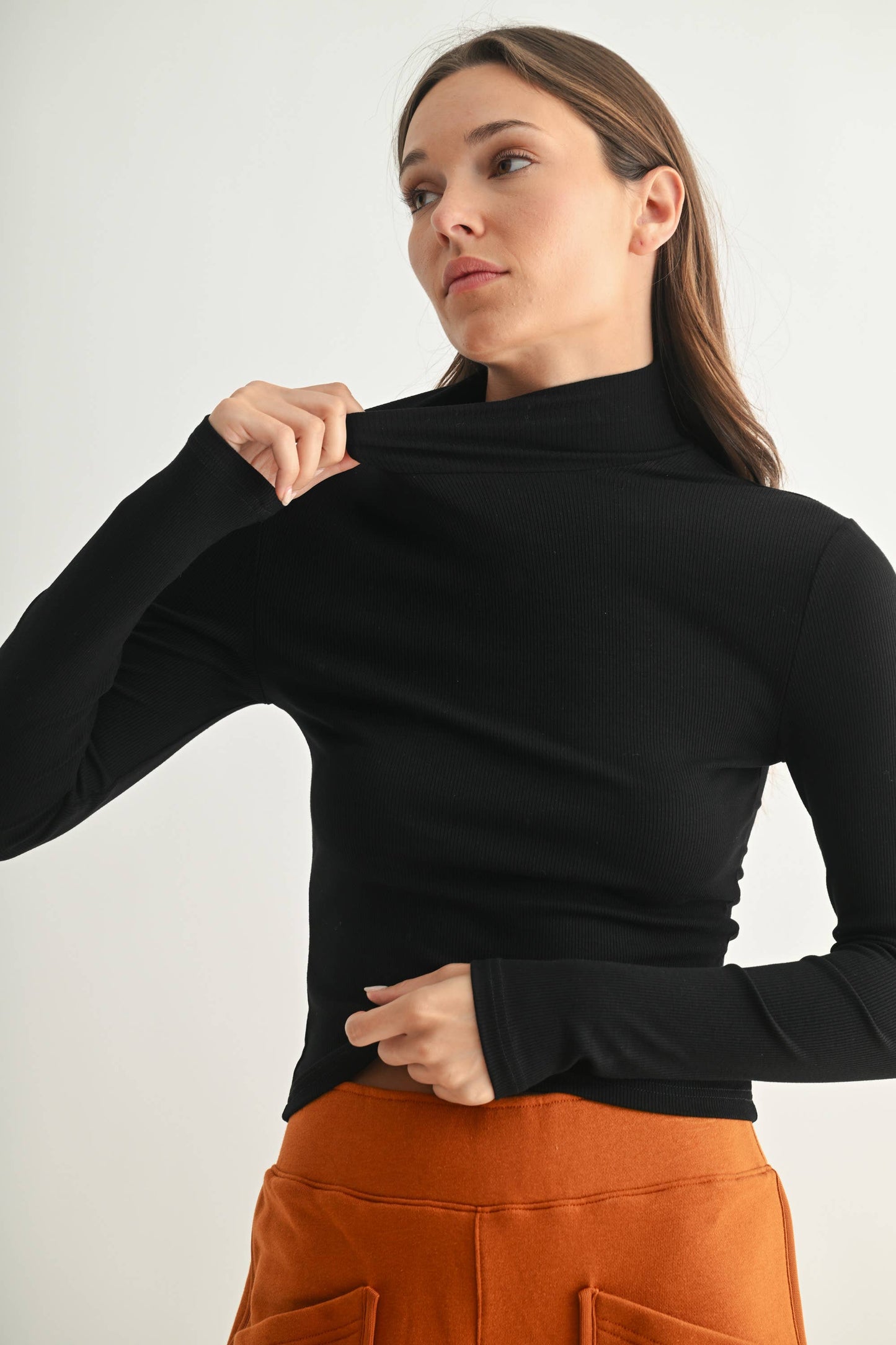 MonoB Micro Ribbed Long Sleeve Turtleneck