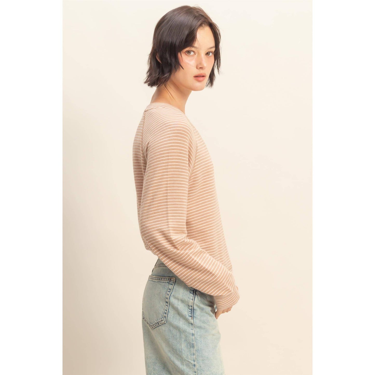 The Weekend Lines Top