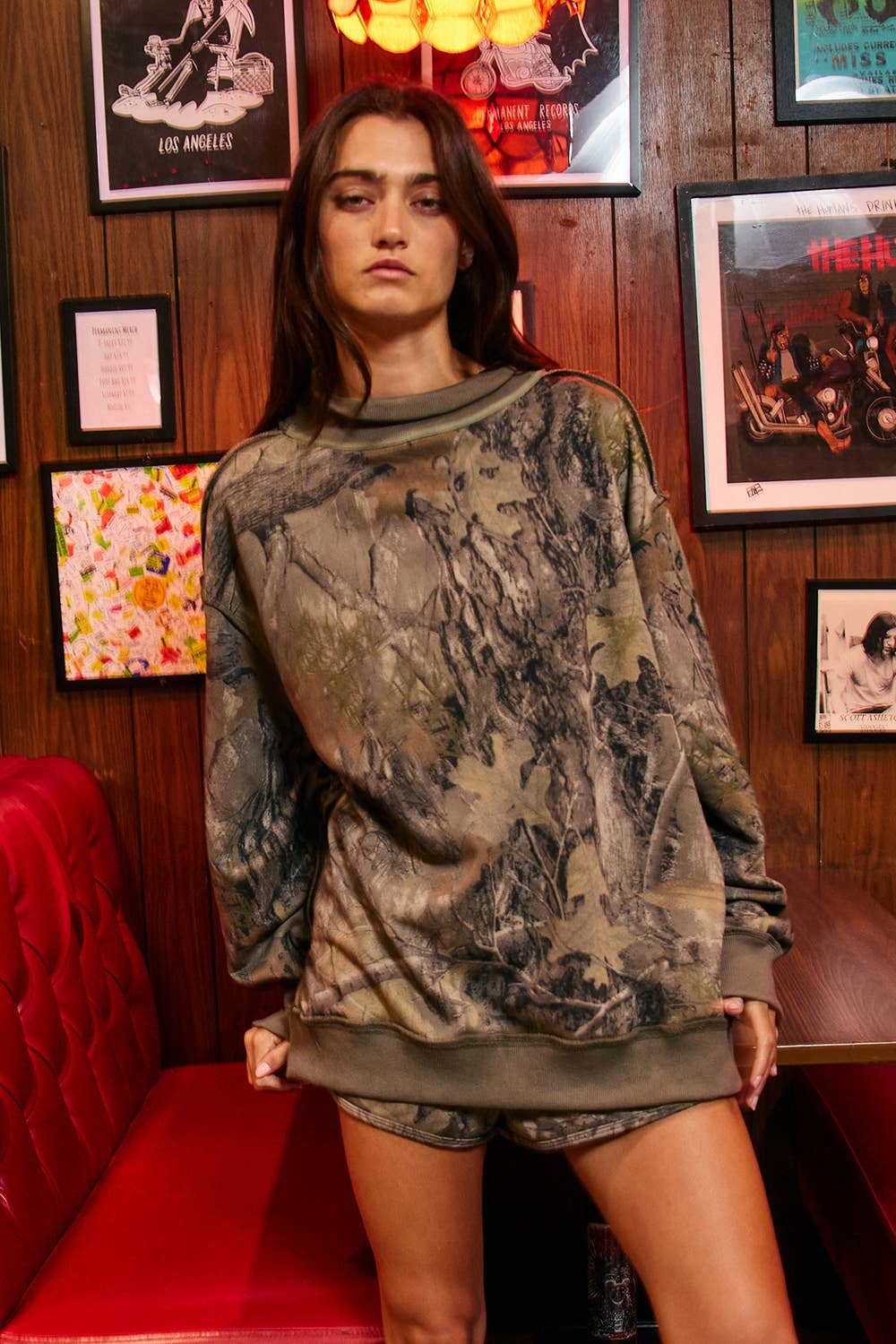 No Signal Mock Neck