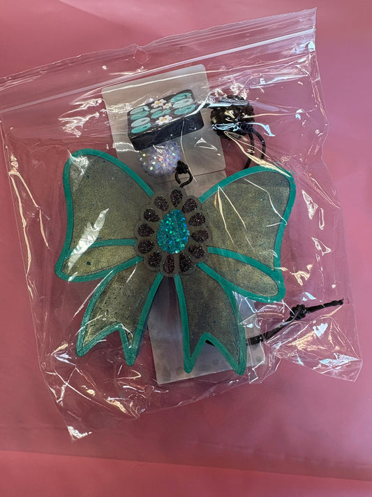 Blue Bow Freshie