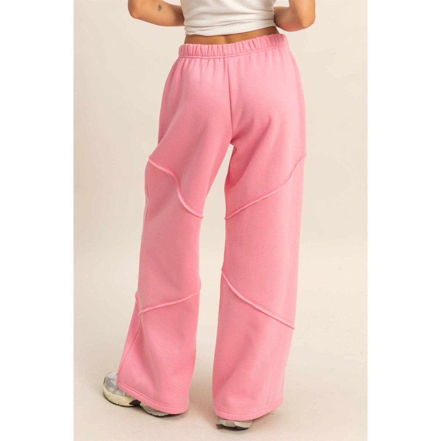 Relaxed-Fit Wide Leg Pants With Pocket Detail