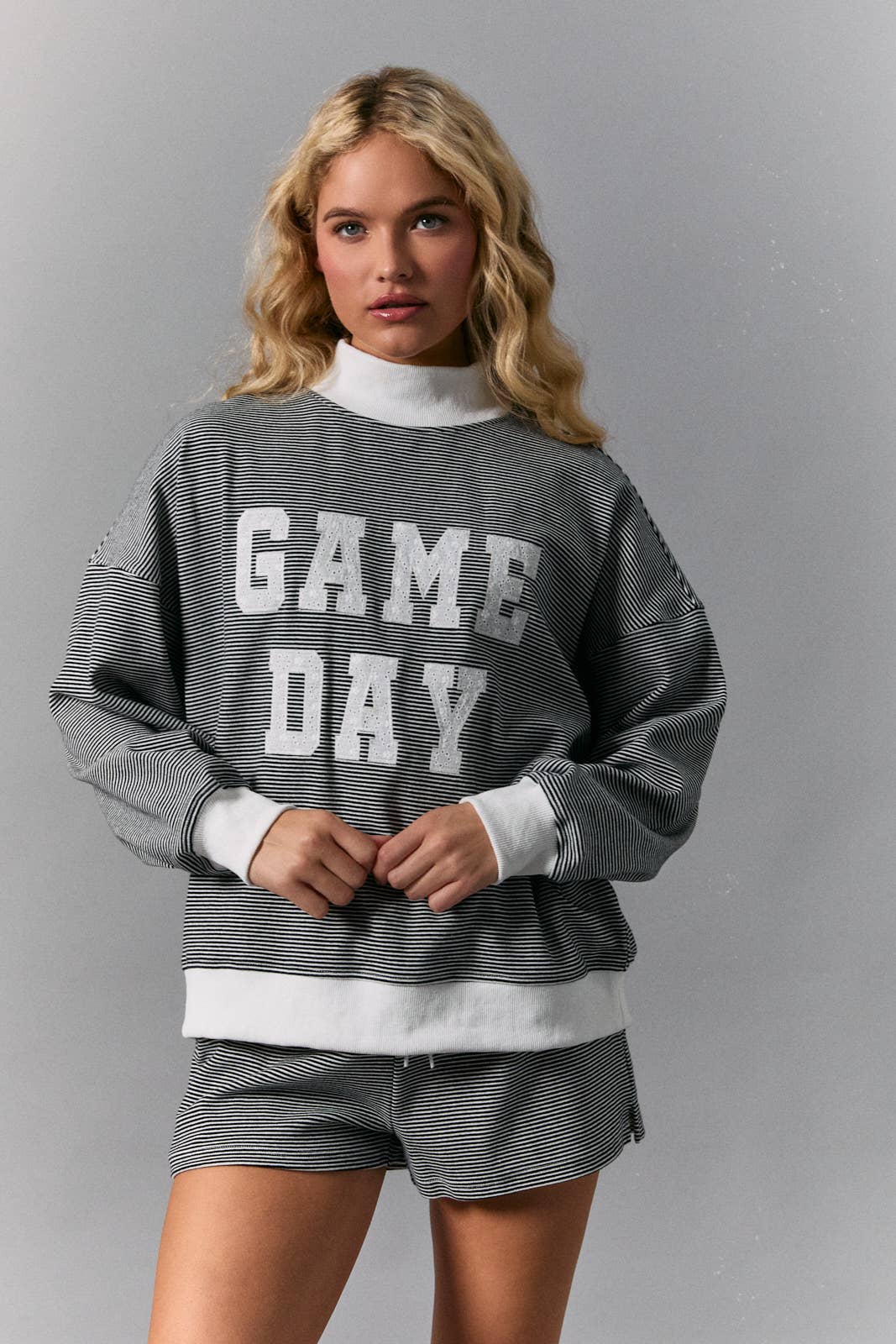 "GAME DAY" MOCK NECK STRIPE SWEATSHIRTS TOP