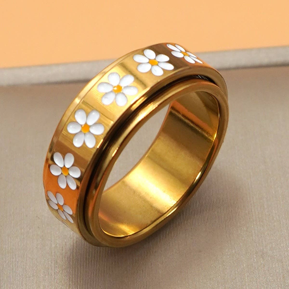 18K STAINLESS STEEL TARNISH FREE DAISY SPINNER RING