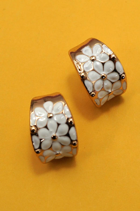 WHITE EPOXY FLOWER HOOP EARRINGS